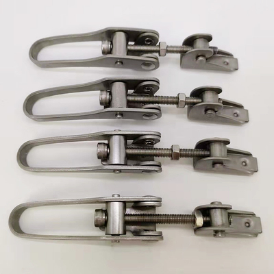 Snijproces Metalen stempelonderdelen roestvrij staal voor op maat gemaakte buisclampen Buckle