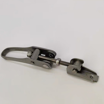 Snijproces Metalen stempelonderdelen roestvrij staal voor op maat gemaakte buisclampen Buckle
